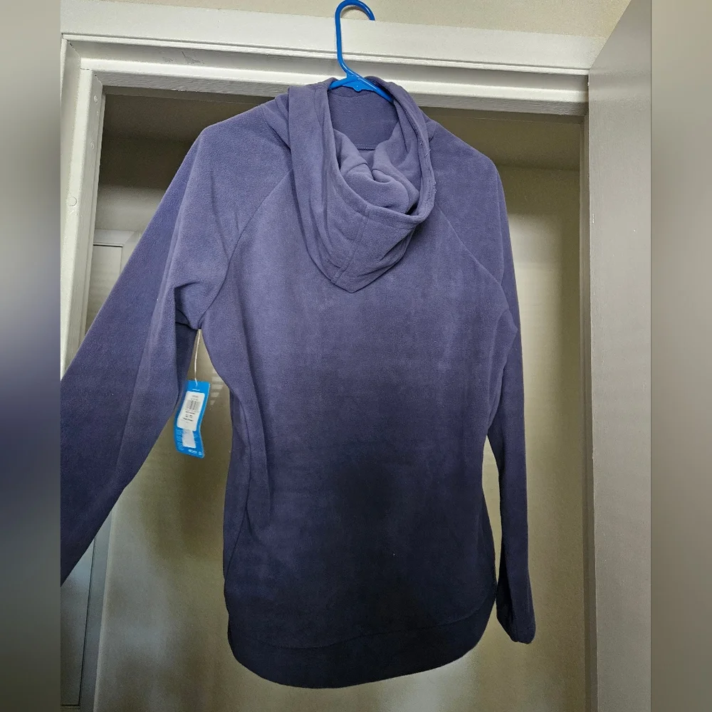 Hooded fleece - Picture 2 of 6
